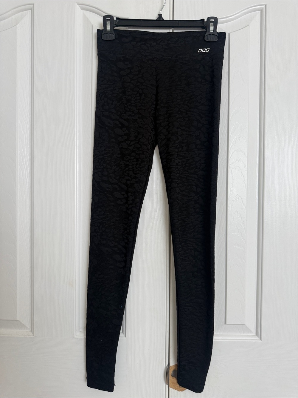 Lorna Jane Yoga Leggings leopard print black